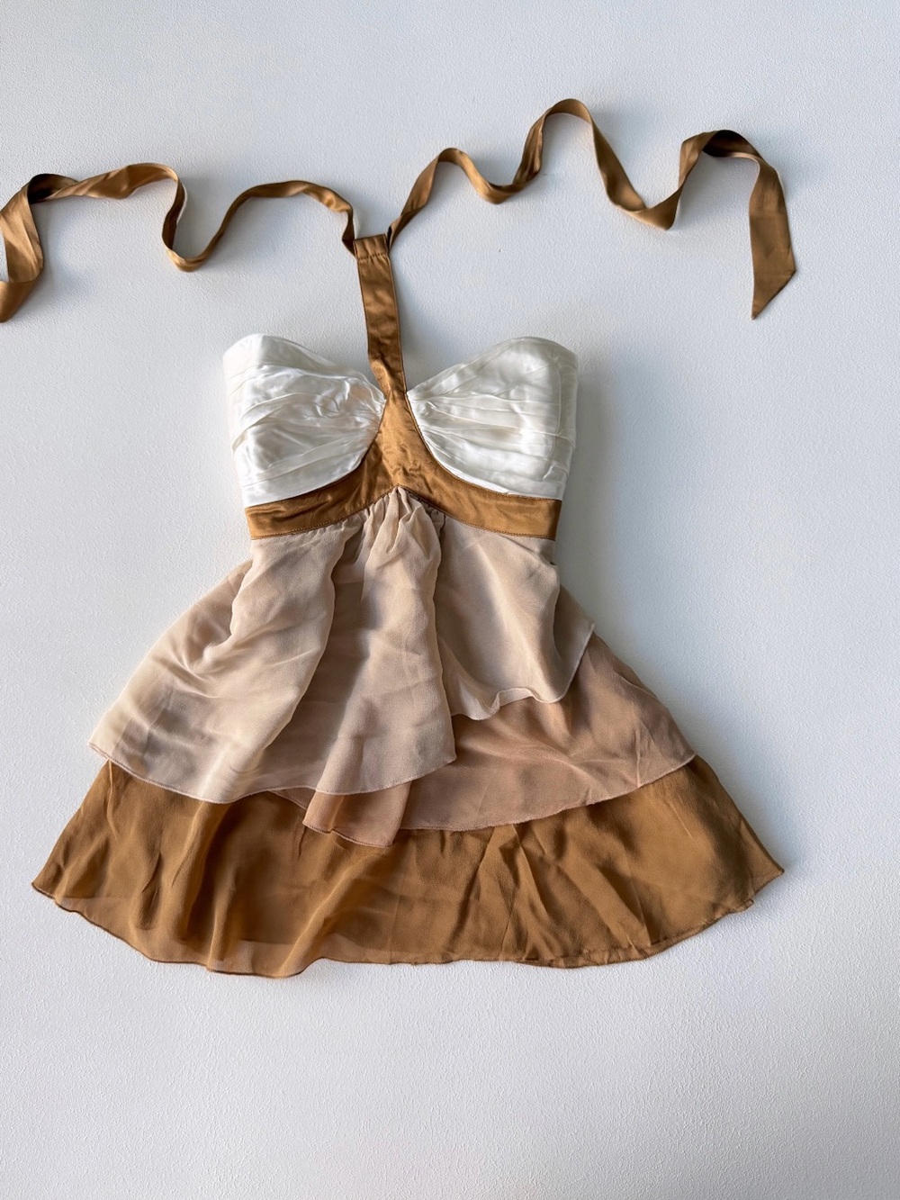 Vintage Bebe Halter Babydoll Top Brown Cream
Chiffon Boho